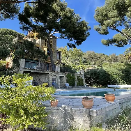 Hébergement de vacances Maison T4 Avec Piscine Privée – - Fr-1-308-209 *